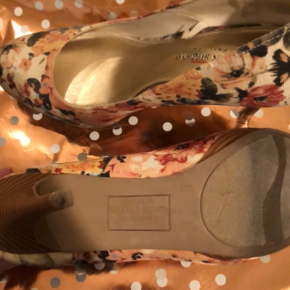 Christian Siriano Floral Pumps - Picture 2 of 4